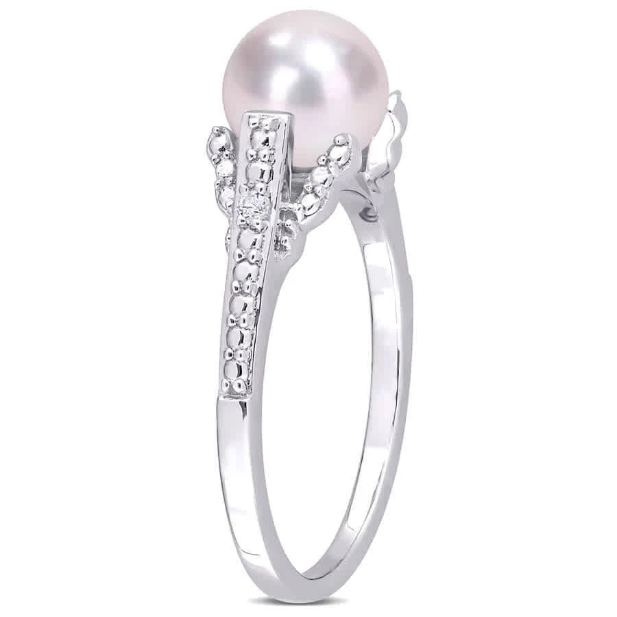 商品Amour|7-7.5mm Freshwater Cultured Pearl and Diamond Accent Vintage Ring in Sterling Silver,价格¥417,第2张图片详细描述