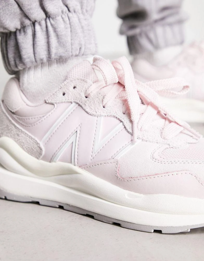 商品New Balance|New Balance 5740 trainers in pink,价格¥815,第2张图片详细描述