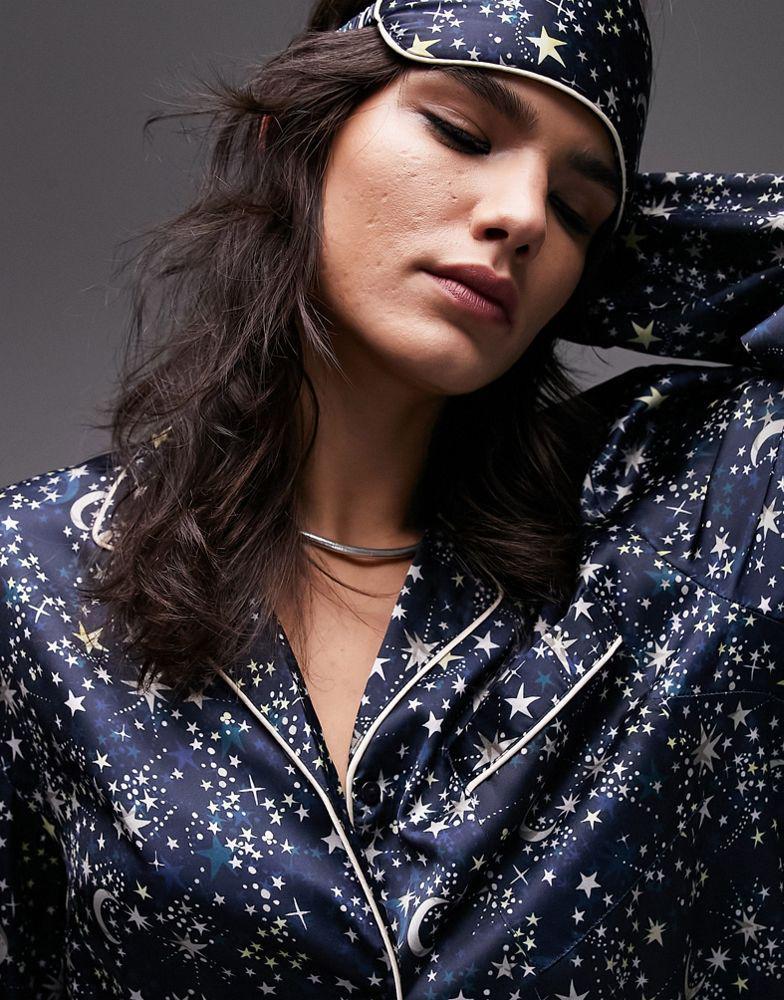 商品Topshop|Topshop star print satin shirt & trouser pyjama set with matching eye mask & gift bag in navy,价格¥447,第5张图片详细描述