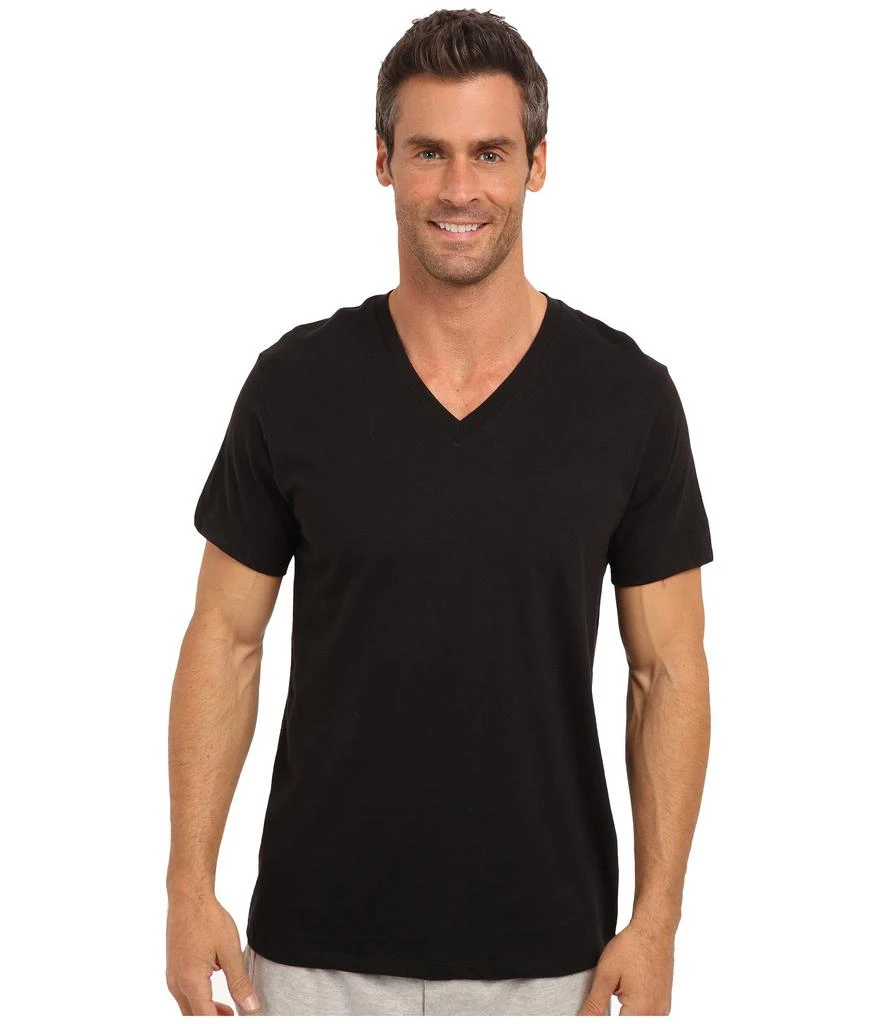 商品Calvin Klein|Cotton Classic S/S V-Neck 3-Pack M4065,价格¥317,第2张图片详细描述