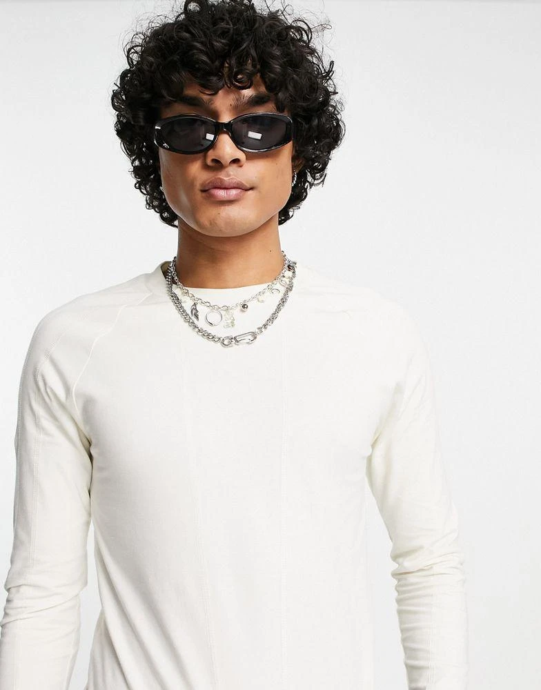 商品ASOS|ASOS DESIGN y2k runner sunglasses in black with black lens,价格¥66,第2张图片详细描述