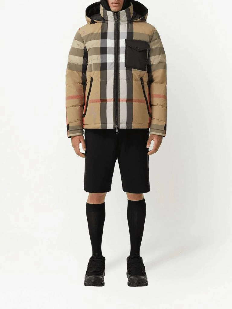商品Burberry|BURBERRY Reversible Exaggerated check padded jacket,价格¥11728,第2张图片详细描述