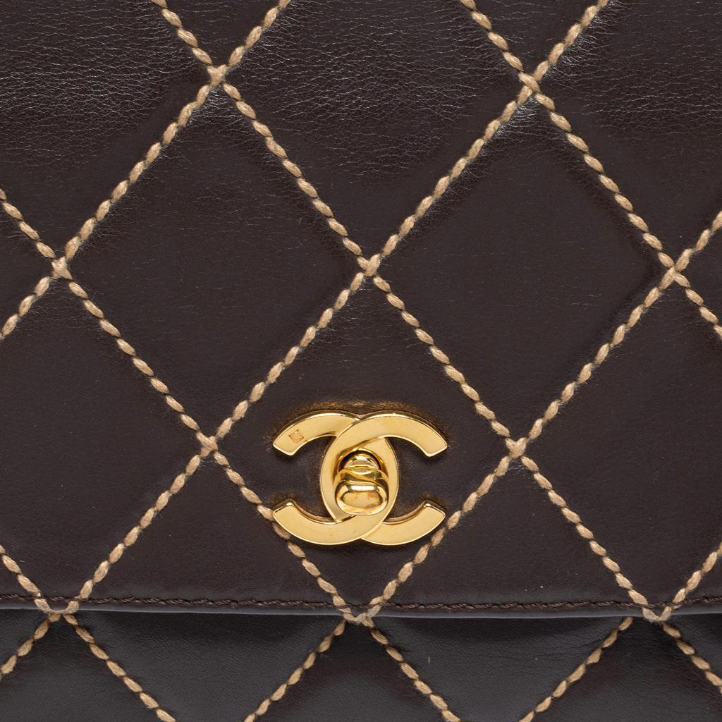 商品[二手商品] Chanel|Chanel Dark Brown Quilted Leather Wild Stitch Surpique Flap Bag,价格¥12860,第7张图片详细描述