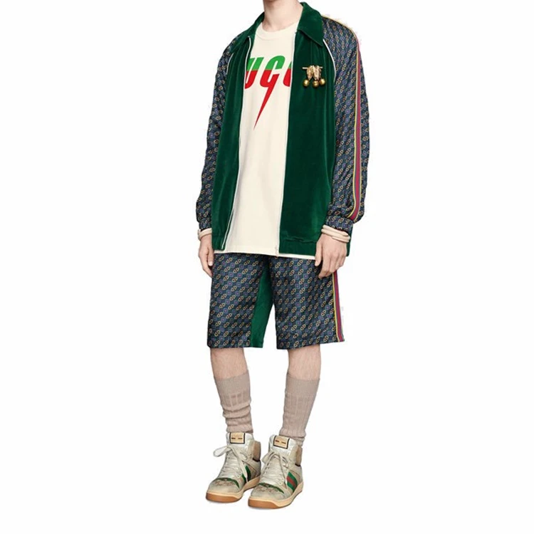 商品[国内直发] Gucci|古驰 锋刃字母印花圆领短袖T恤 男款 米白色,价格¥4215,第5张图片详细描述