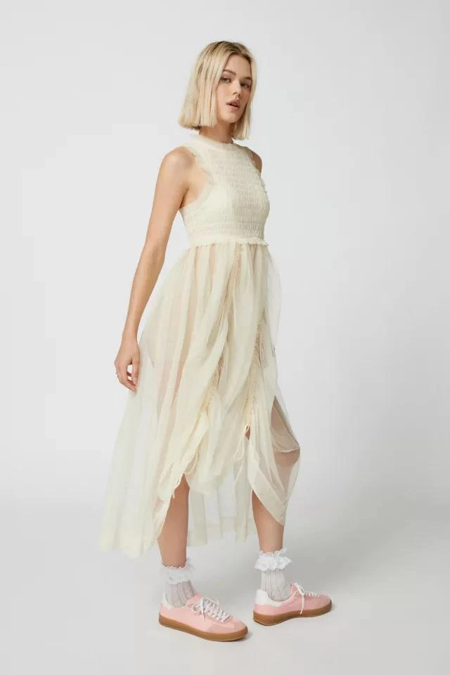 商品Urban Outfitters|UO Becky Sheer Tulle Midi Dress,价格¥677,第5张图片详细描述