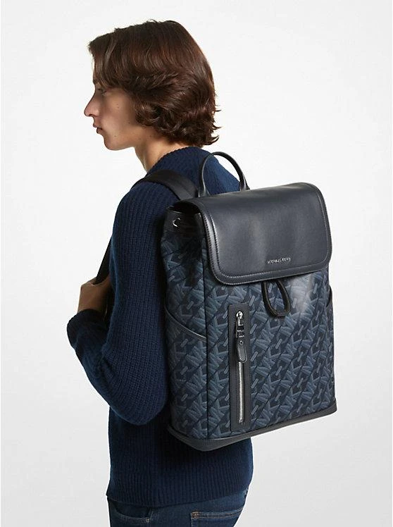 商品Michael Kors|Hudson Empire Signature Logo Backpack,价格¥2095,第4张图片详细描述