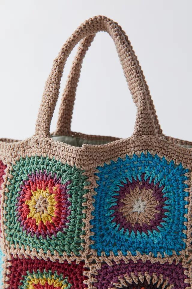 商品Urban Outfitters|Daisy Crochet Mini Tote Bag,价格¥148,第6张图片详细描述