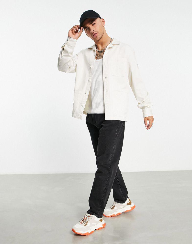 商品Tommy Hilfiger|Tommy Hilfiger arm patch logo twill overshirt jacket in cream,价格¥1046,第5张图片详细描述