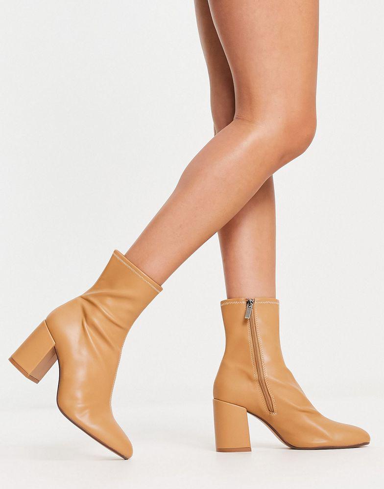 Bershka low heel sock boot in beige商品第2张图片规格展示