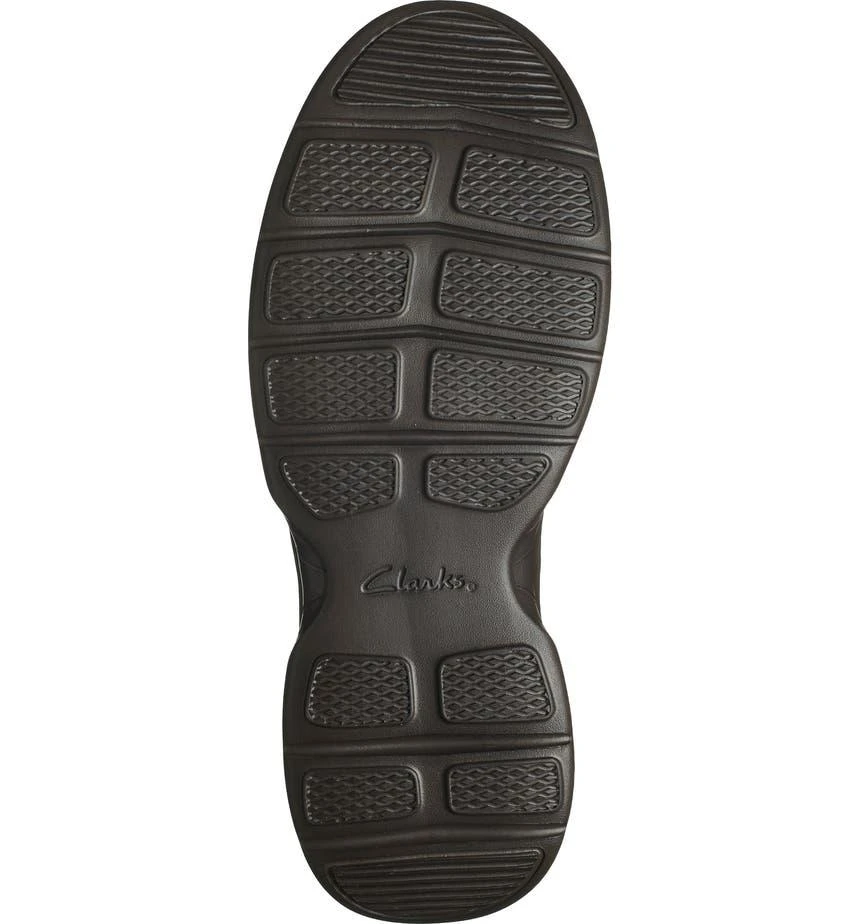 商品Clarks|Bradley Vibe Moc Toe Sneaker - Wide Width Available,价格¥442,第5张图片详细描述