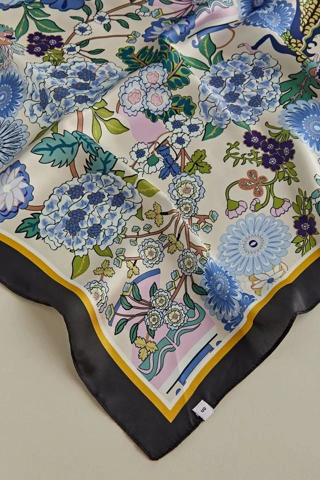 商品Urban Outfitters|Lantern Print Bandana,价格¥109,第3张图片详细描述