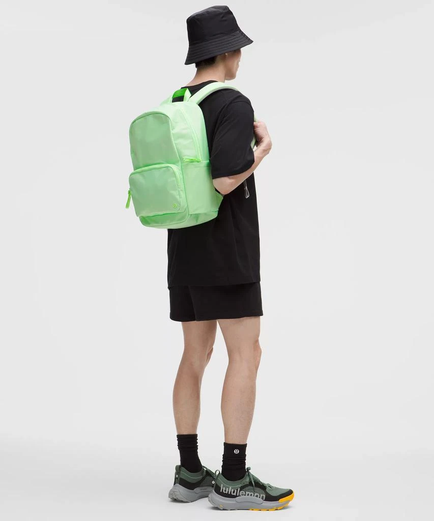 Everywhere Backpack 22L 商品
