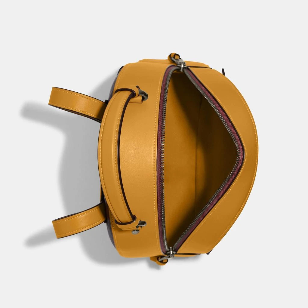 商品Coach|Coach Outlet Jordyn Backpack In Signature Canvas With Varsity Motif,价格¥1567,第2张图片详细描述