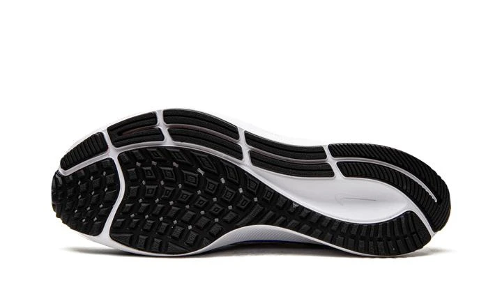 Nike Air Zoom Pegasus 37 商品