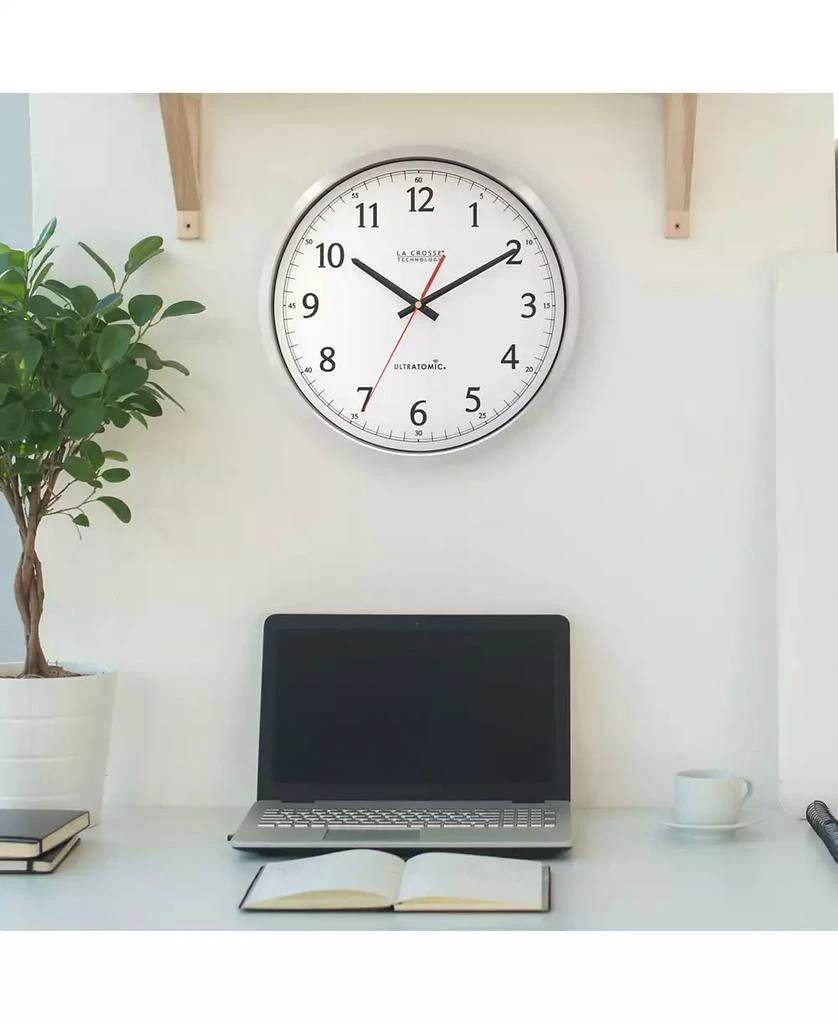 商品La Crosse Technology|14" Ultratomic Analog Stainless Wall Clock,价格¥687,第5张图片详细描述