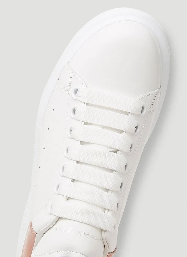 商品Alexander McQueen|Larry Oversized Sneakers in White,价格¥2566,第5张图片详细描述