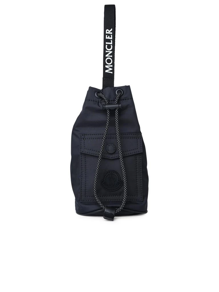 商品Moncler|Moncler Logo Patch Drawstring Sling Bag,价格¥2553,第1张图片