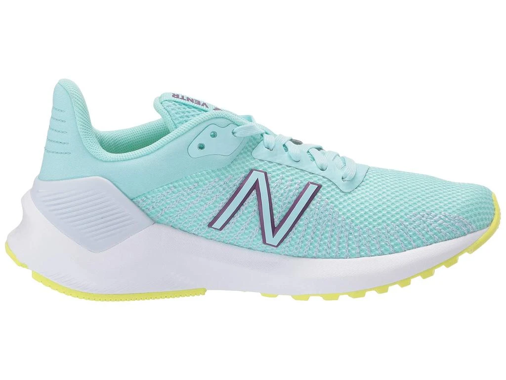 商品New Balance|Women's Ventr V1 Running Shoe,价格¥455,第5张图片详细描述