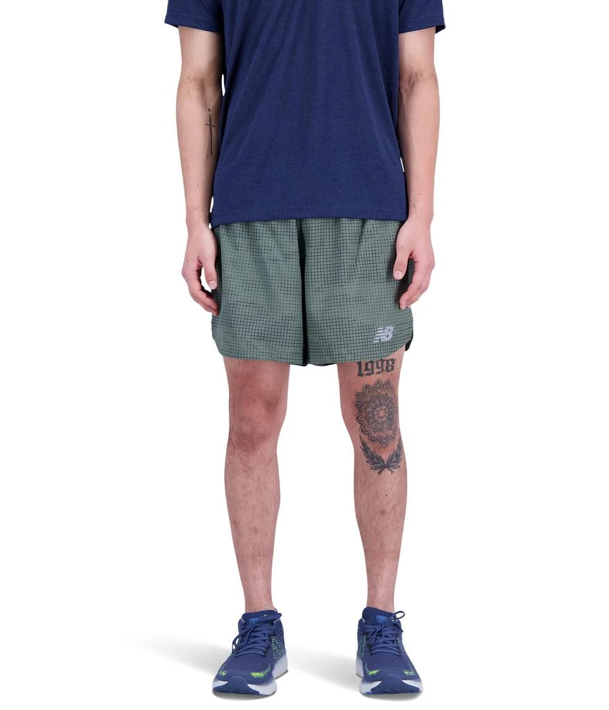 商品New Balance|Printed Impact Run 5" Shorts,价格¥374,第1张图片