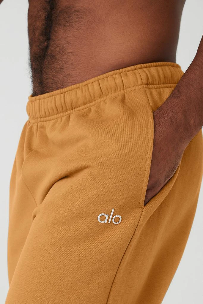 商品Alo|Accolade Straight Leg Sweatpant - Toffee,价格¥879,第4张图片详细描述