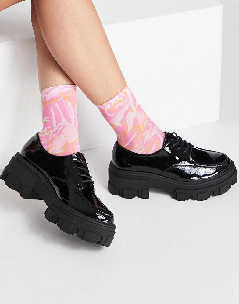 商品ASOS|ASOS DESIGN Wide Fit Mall chunky lace up flat shoes in black,价格¥133,第4张图片详细描述