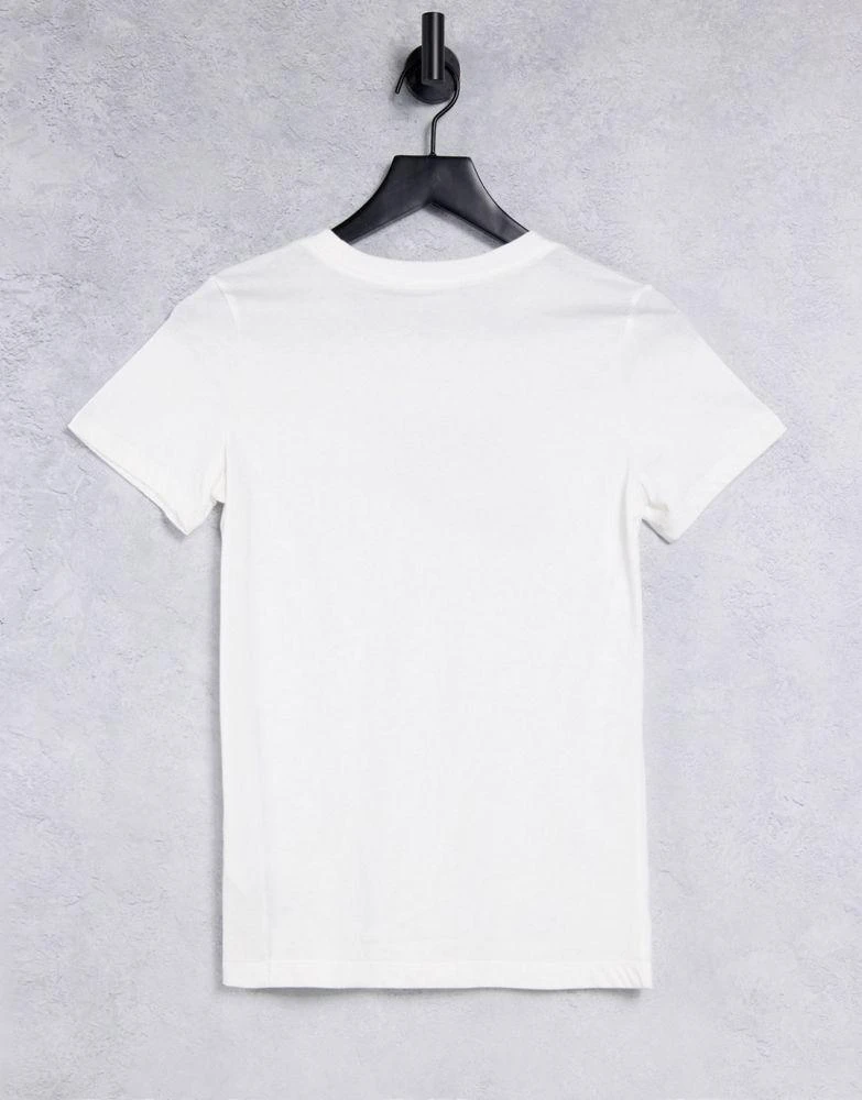 商品NIKE|Nike Essentials Icon Futura logo t-shirt in white,价格¥159,第2张图片详细描述