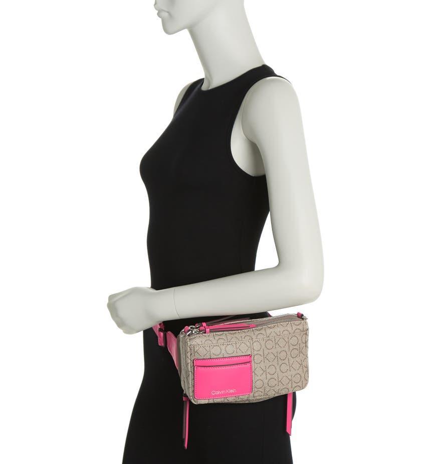商品Calvin Klein|Jana Crossbody Bag,价格¥520,第5张图片详细描述