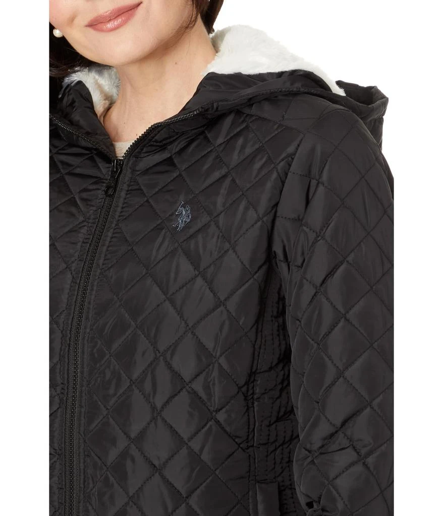 商品U.S. POLO ASSN.|Cozy Faux Fur Lined Diamond Quilted Hooded Puffer with Side Panel,价格¥337,第3张图片详细描述