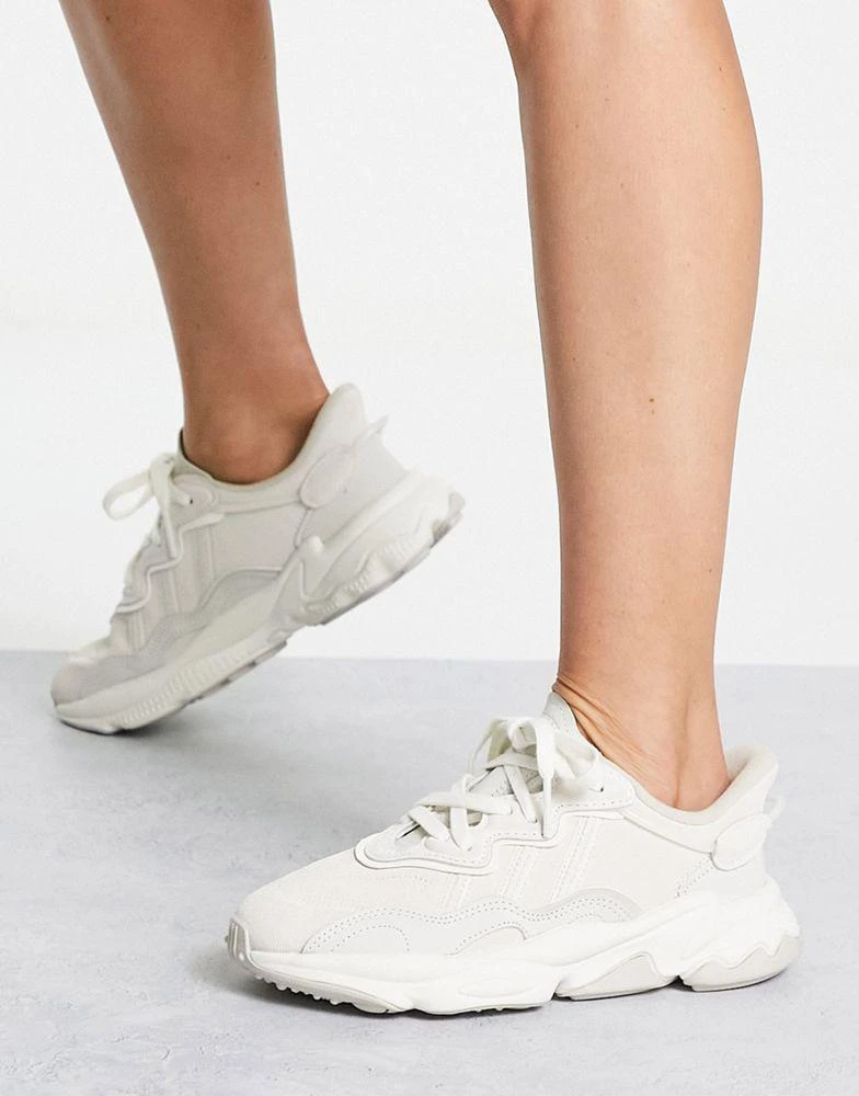 商品Adidas|adidas Originals Ozweego trainers in off-white,价格¥847,第3张图片详细描述