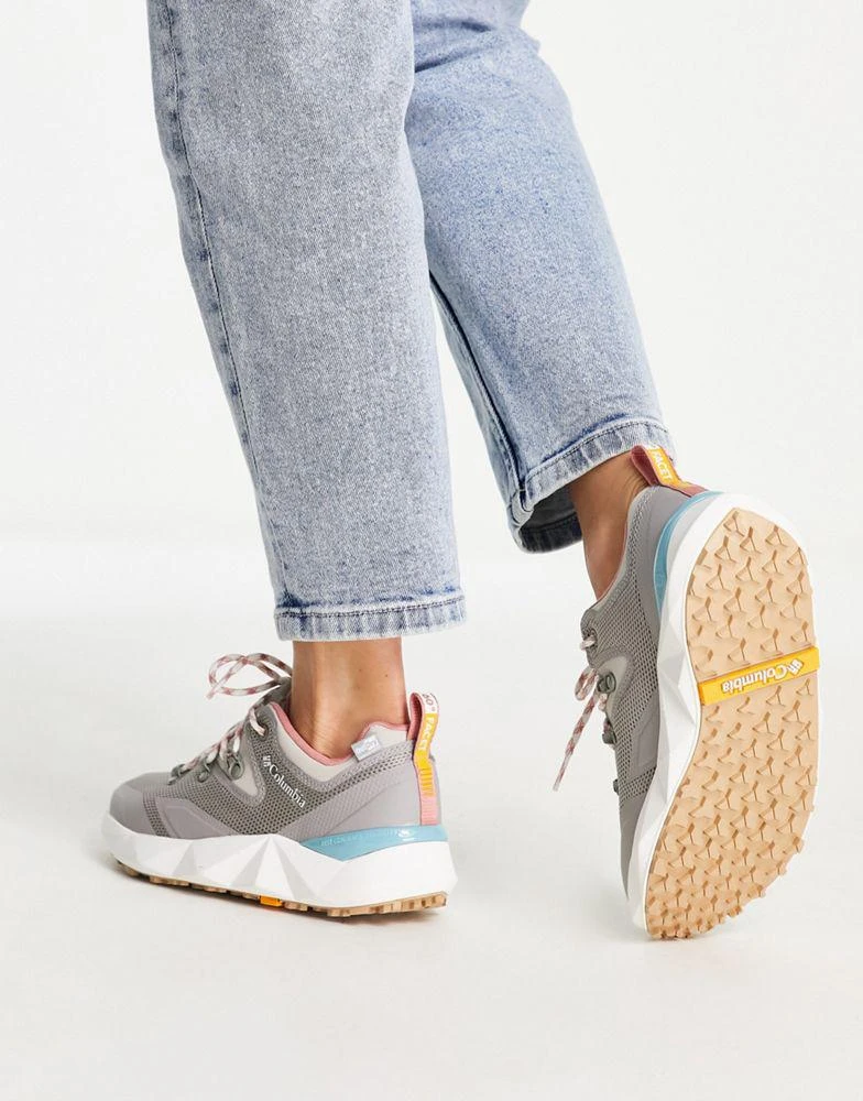 商品Columbia|Columbia Facet 60 Low Outdry trainers in grey,价格¥1112,第2张图片详细描述