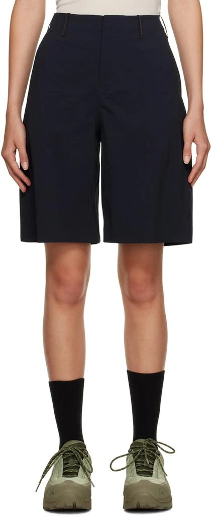 商品Veilance|Black Nave Shorts,价格¥1785,第1张图片