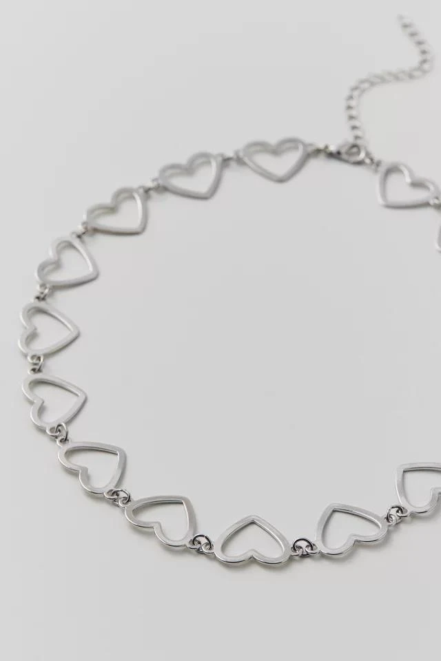 商品Urban Outfitters|Heart Collar Necklace,价格¥38,第3张图片详细描述
