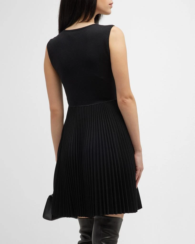 Sleeveless Pleated Mini Combo Dress 商品