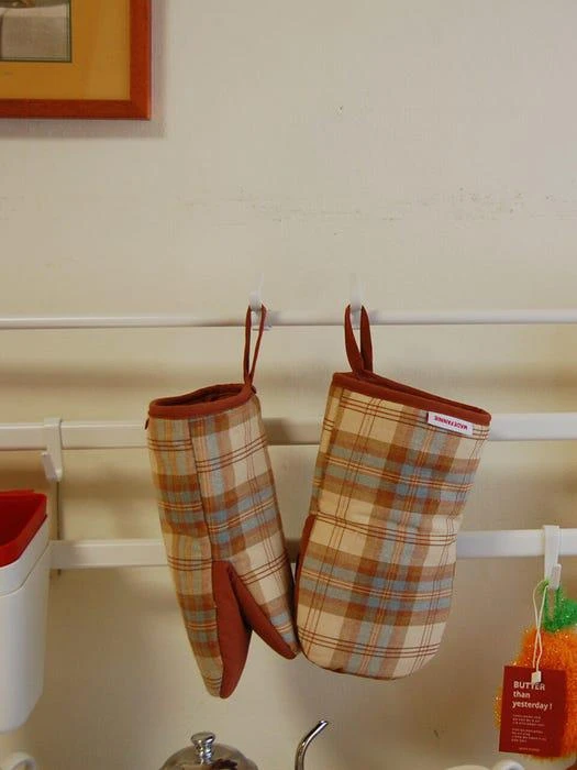 商品MADE FANNIE|Croiffle Oven Glove,价格¥363,第1张图片
