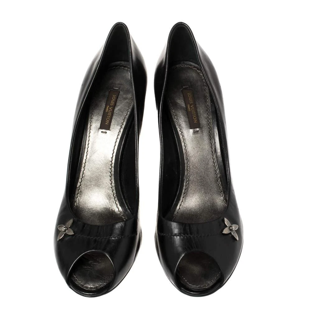商品[二手商品] Louis Vuitton|Louis Vuitton Black Leather Peep Toe Pumps Size 38.5,价格¥2030,第3张图片详细描述