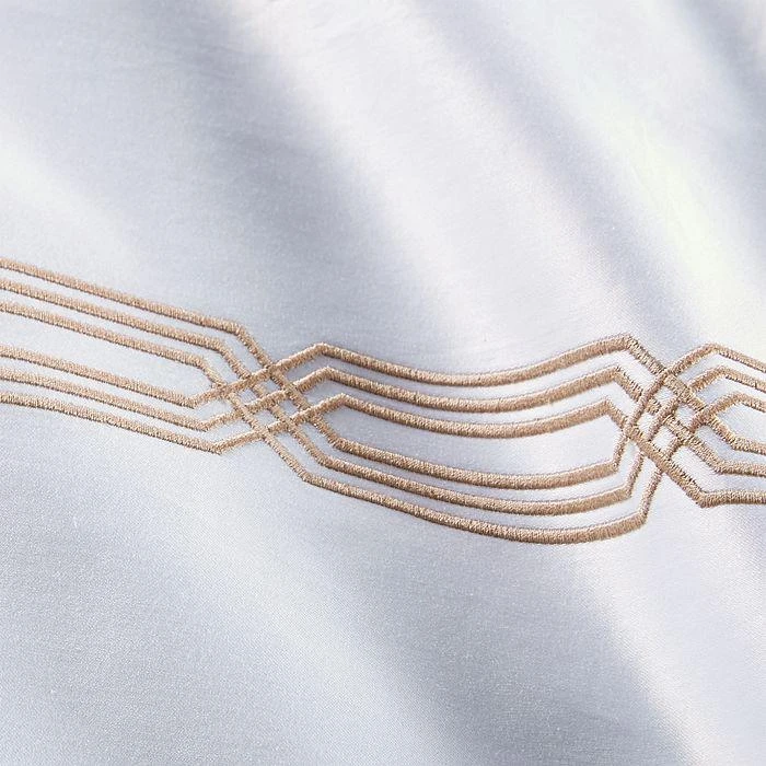 商品Hudson|Italian Tivoli Embroidered Duvet, Full/Queen - Exclusive,价格¥3135,第5张图片详细描述