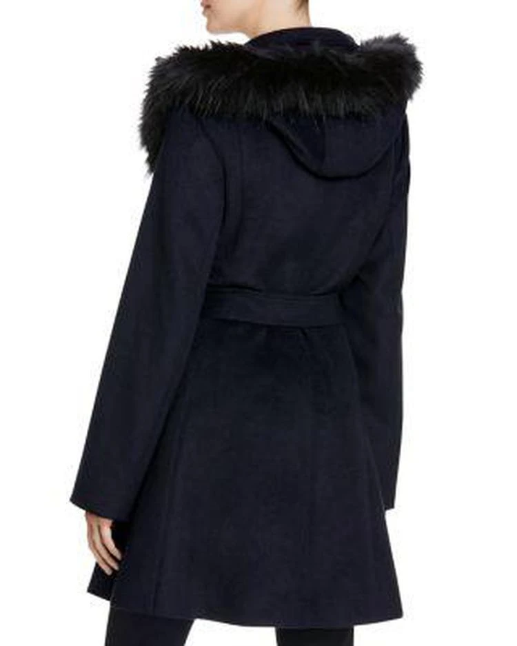 商品Laundry by Shelli Segal|Fur Hood Fit-and-Flare Coat,价格¥2019,第2张图片详细描述