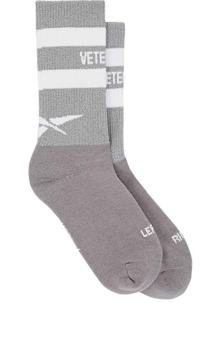 商品Vetements|Reflective Logo Cotton-Blend Mid-Calf Socks,价格¥740,第1张图片