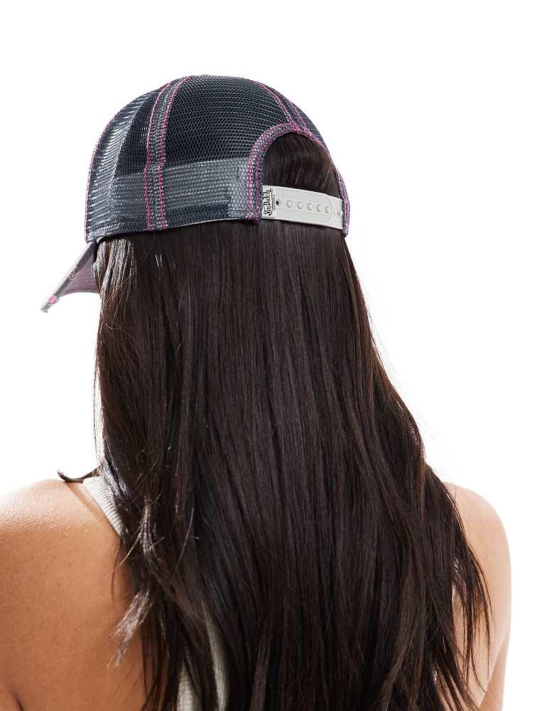 Von Dutch Von Dutch Kiruna distressed trucker cap in grey and pink