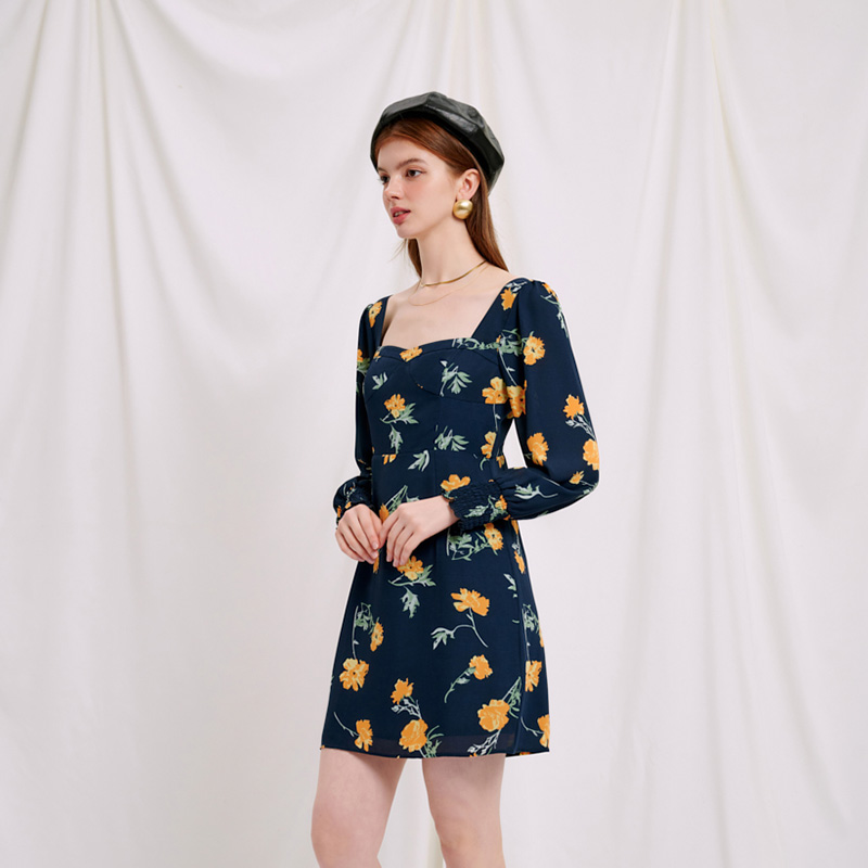 Arya藏青虞美人印花法式连衣裙 | Arya Dress - Navy Floral商品第2张图片规格展示
