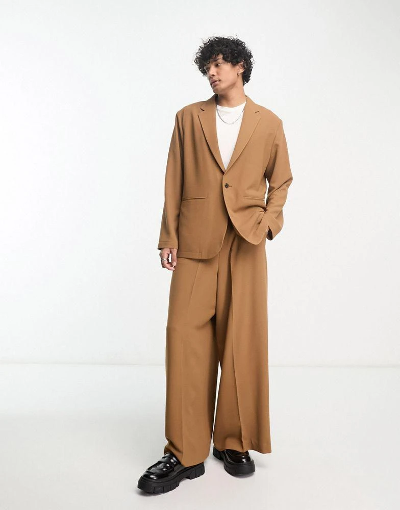 商品ASOS|ASOS DESIGN relaxed oversized soft tailored suit jacket in tobacco crepe,价格¥369,第5张图片详细描述