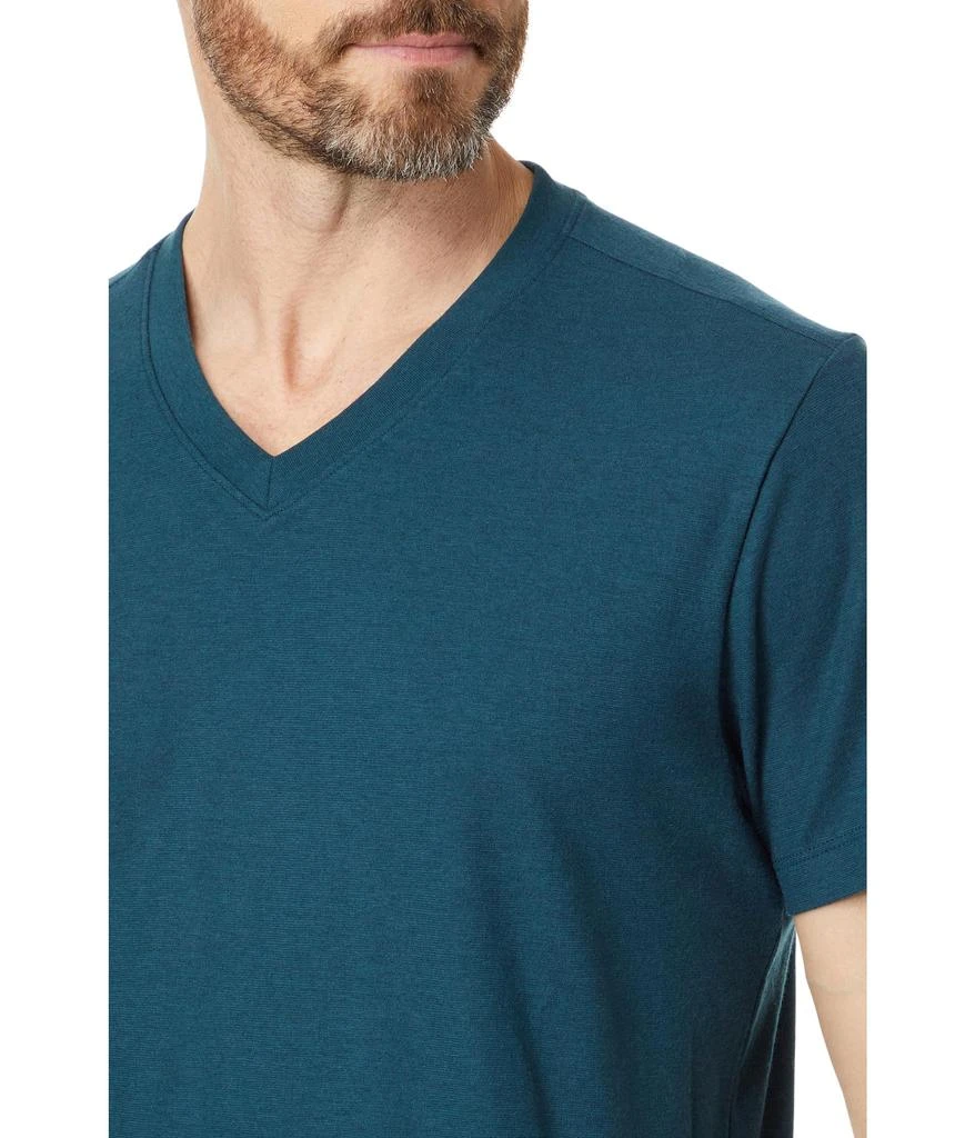 商品SmartWool|Perfect V-Neck Short Sleeve Tee,价格¥435,第3张图片详细描述