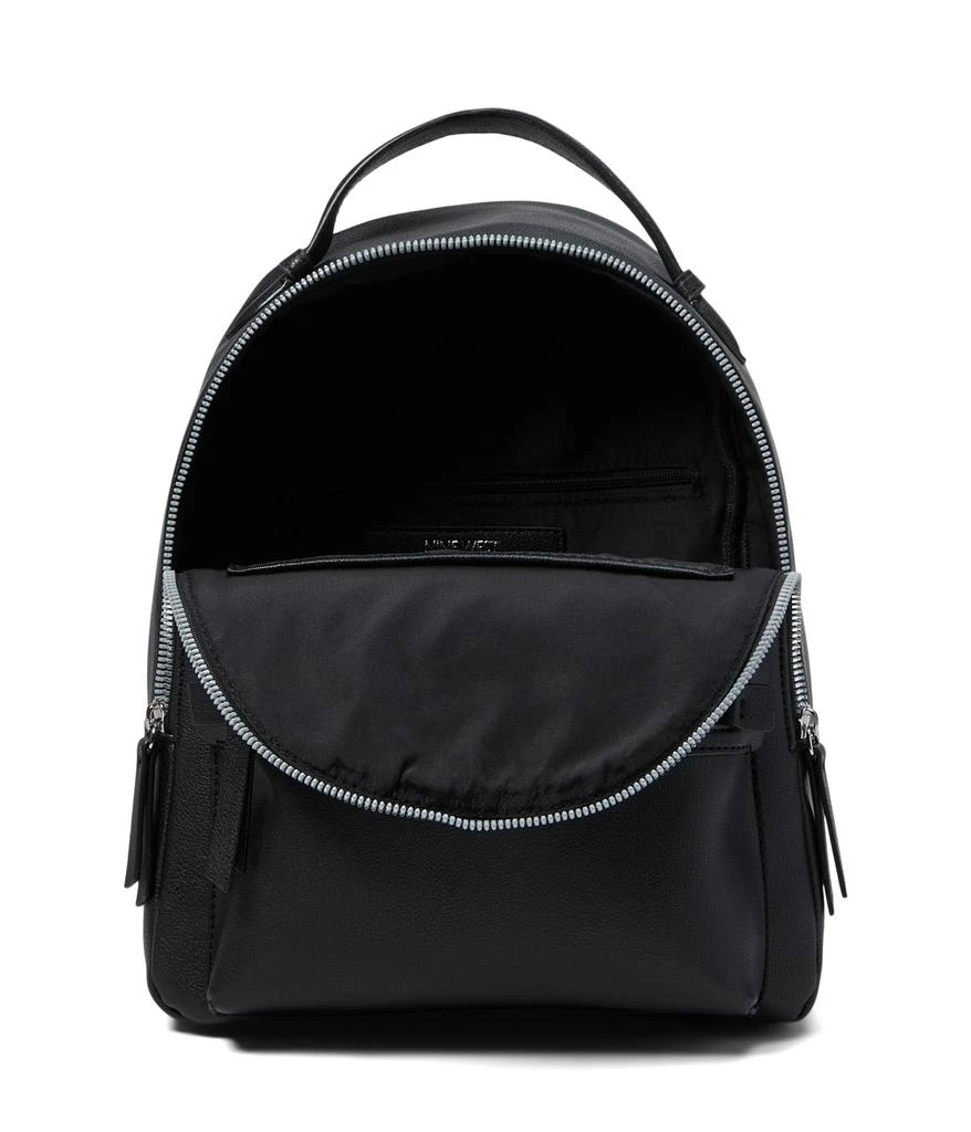 商品Nine West|Vander Medium Dome Backpack,价格¥599,第3张图片详细描述