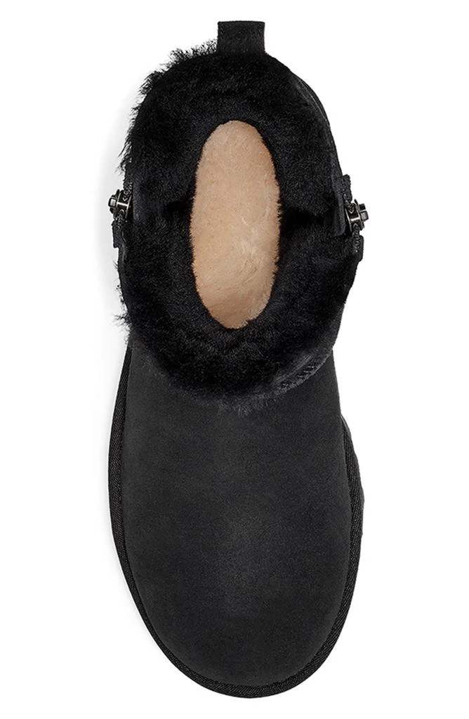 商品UGG|Classic Suede Mini Double Zip Genuine Shearling Boot,价格¥900,第4张图片详细描述