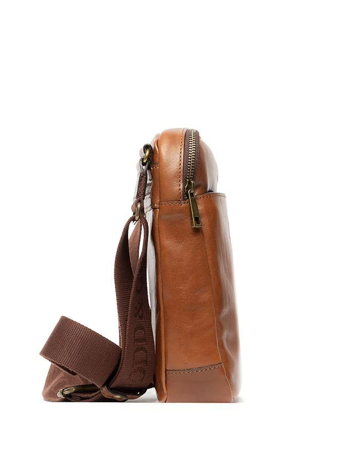 商品Rodd & Gunn|Cambridge Leather Crossbody Satchel,价格¥2929,第4张图片详细描述