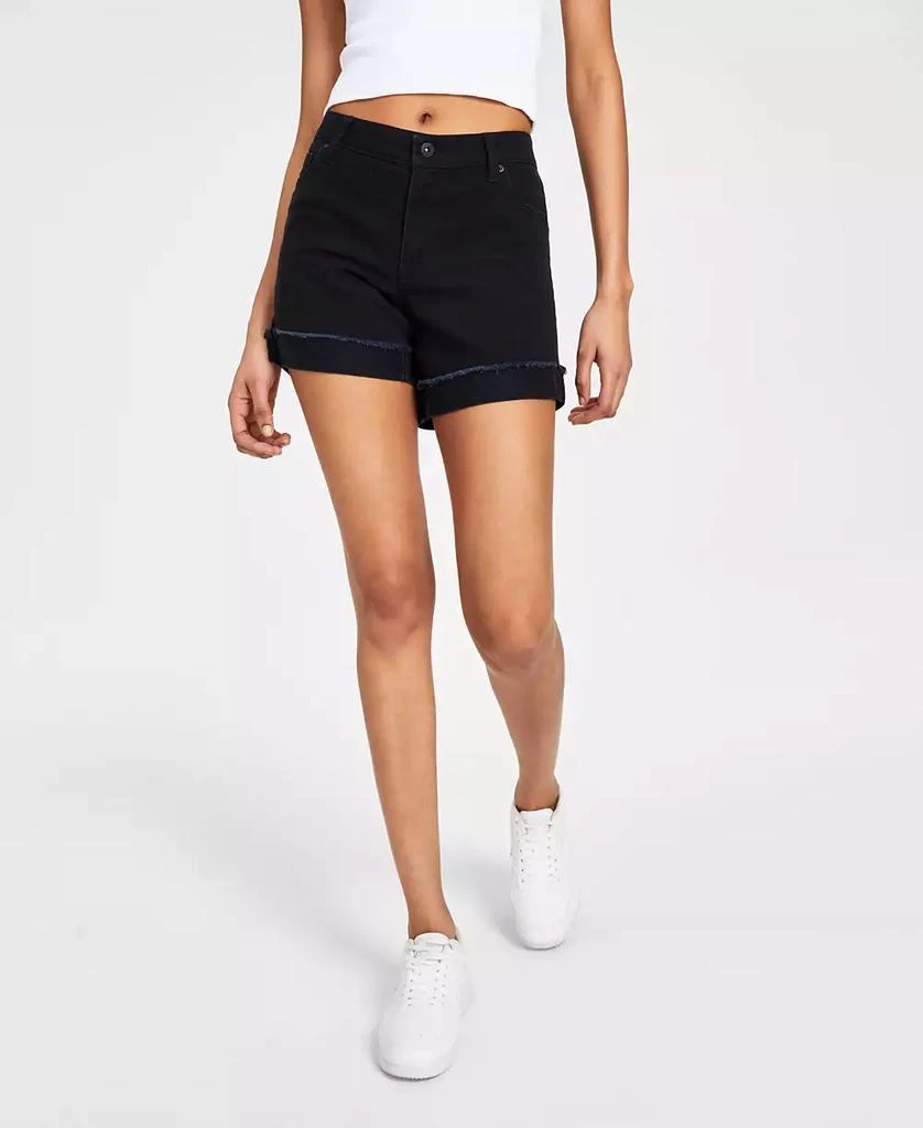 商品Celebrity Pink|Juniors Mid Rise Frayed Cuff Shorts,价格¥111,第5张图片详细描述