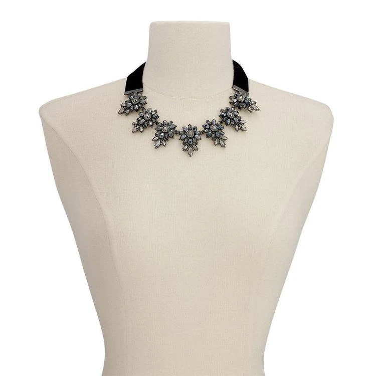 商品INC International|Hematite-Tone Black Velvet Crystal Cluster Choker Necklace, Created for Macy's,价格¥214,第2张图片详细描述