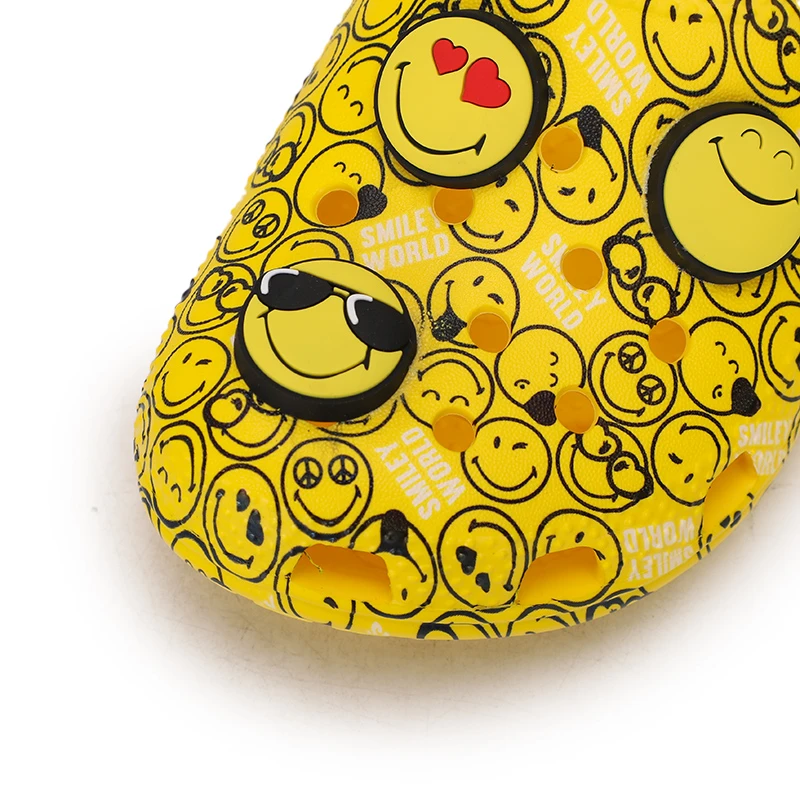 Classic smiley clog k 经典笑脸小克骆格 儿童休闲凉鞋拖鞋洞洞鞋 商品