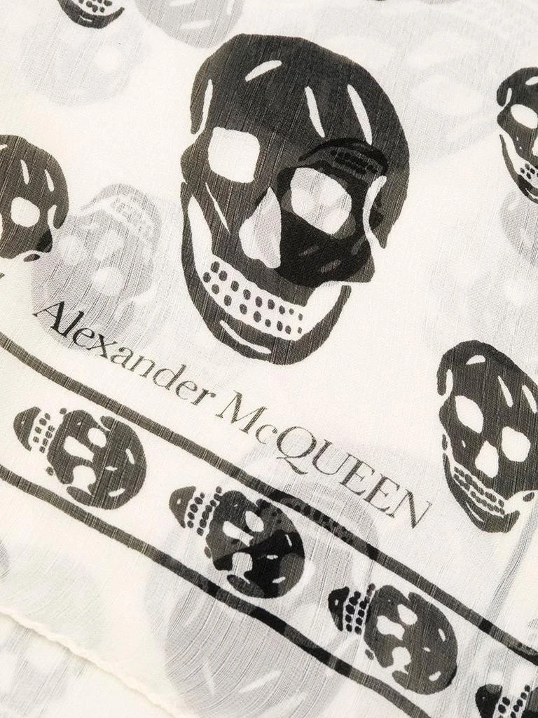 商品Alexander McQueen|ALEXANDER MCQUEEN SCARVES,价格¥1666,第2张图片详细描述