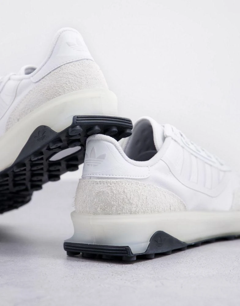 商品Adidas|adidas Originals Modern Indoor Court trainers in white with black sole,价格¥496,第4张图片详细描述